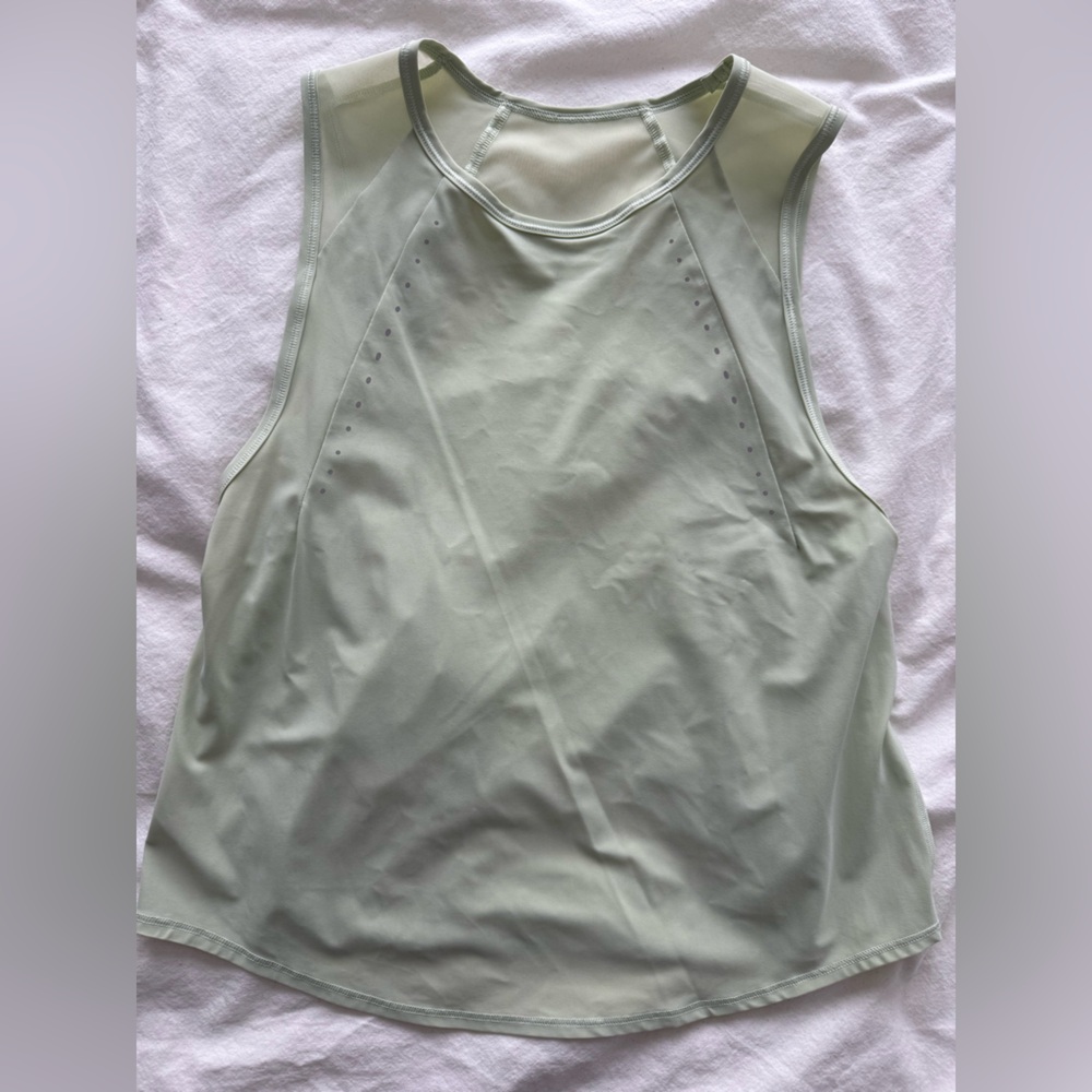 Lululemon running tank light green